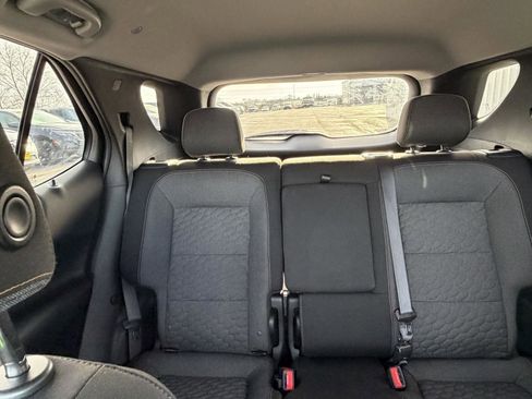 Used 2021 Chevrolet Equinox LT image 21