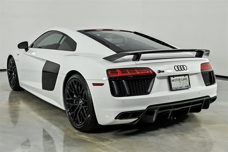 Used 2017 Audi R8 V10 plus AWD/4WD image 8