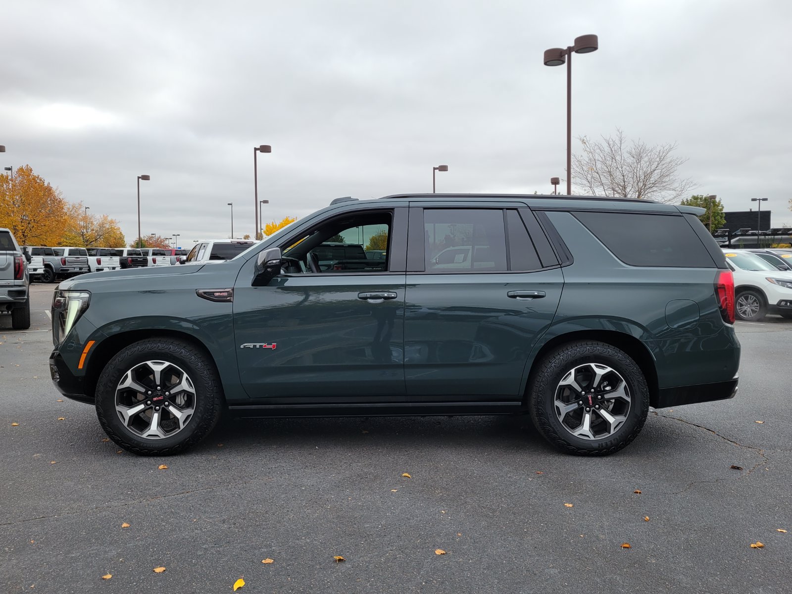 Used 2026 GMC Yukon AT4 Ultimate AWD/4WD image 6