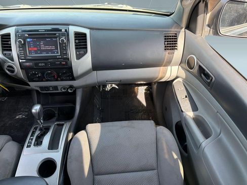 Used 2013 Toyota Tacoma 4x4 Double Cab w/ TRD Off-Road Pkg image 26