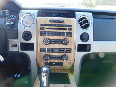 Used 2011 Ford F150 Lariat image 10