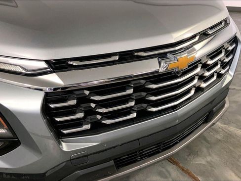 Used 2026 Chevrolet Equinox LT FWD image 28