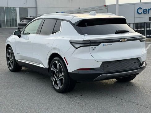 New 2026 Chevrolet Equinox EV LT image 12