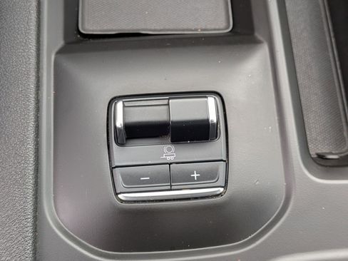 Used 2024 GMC Sierra 2500 AT4 w/ AT4 Premium Plus Package image 25