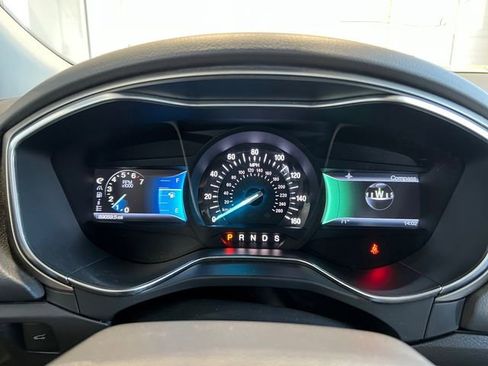 Used 2014 Ford Fusion SE w/ Equipment Group 202A image 21