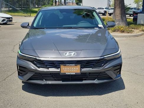 New 2026 Hyundai Elantra Hybrid FWD image 31