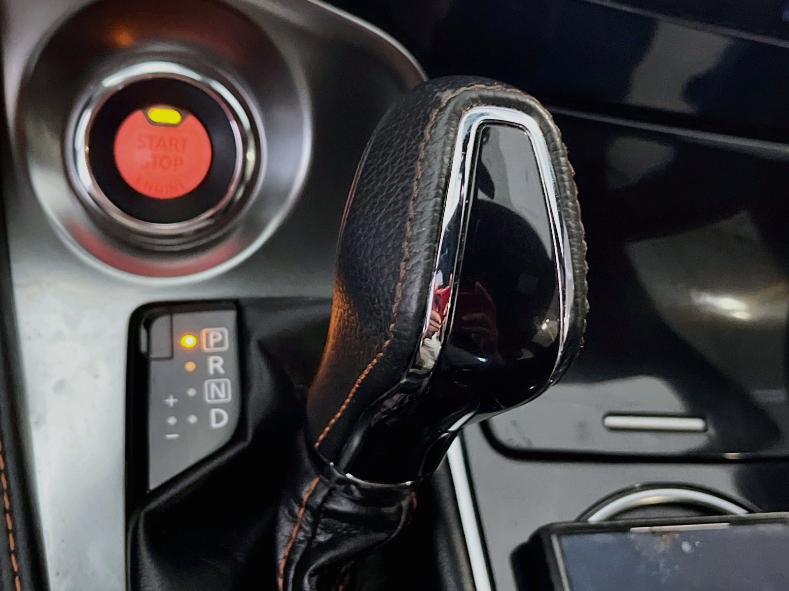 Used 2023 Nissan Maxima SR w/ Sport Mat Group FWD image 17