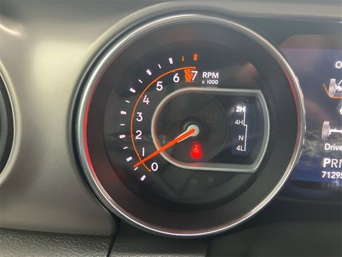 Used 2020 Jeep Wrangler Unlimited Sport image 15