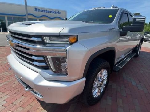 Used 2021 Chevrolet Silverado 2500 High Country w/ Z71 Off-Road Package AWD/4WD image 5