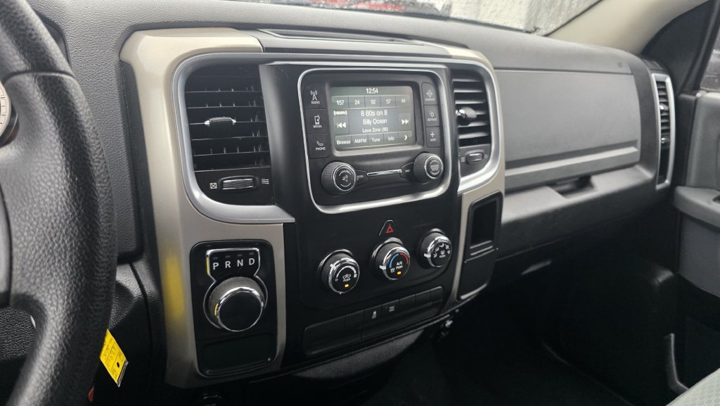 Used 2015 RAM 1500 Classic SLT RWD image 20