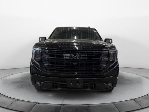 Used 2022 GMC Sierra 1500 Elevation w/ Preferred Package AWD/4WD image 7