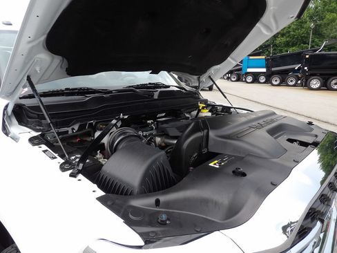 Used 2024 RAM 3500 SLT w/ Quick Order Package 2YG SLT AWD/4WD image 44