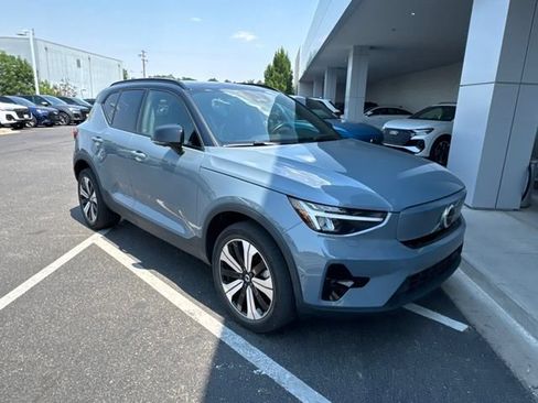 Used 2023 Volvo XC40 Recharge Plus w/ Protection Package Premier AWD/4WD image 2