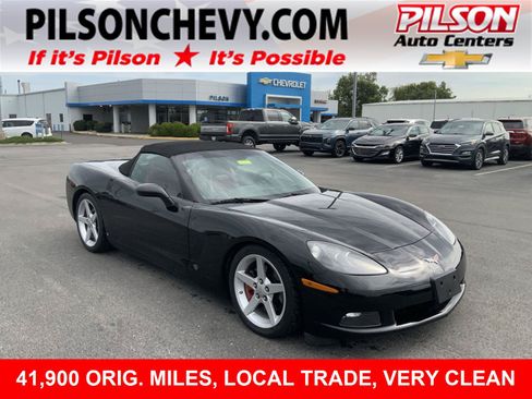 Used 2005 Chevrolet Corvette Convertible w/ Preferred Equipment Group RWD image 1