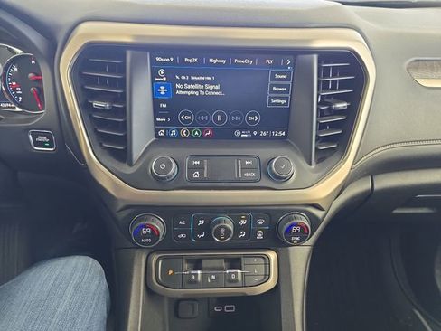 Certified 2023 GMC Acadia Denali w/ Denali Technology Package image 17