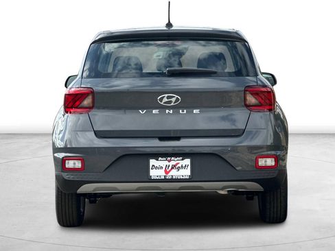 New 2026 Hyundai Venue SE FWD image 5