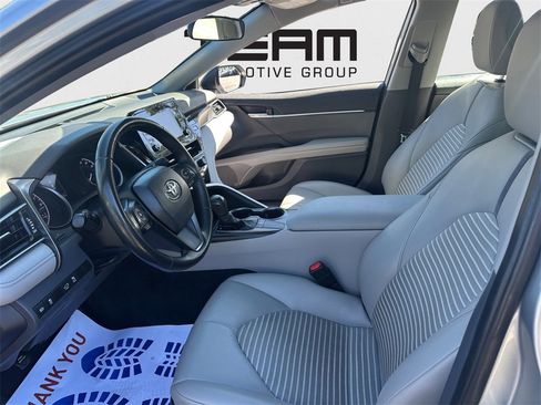 Used 2023 Toyota Camry SE image 23