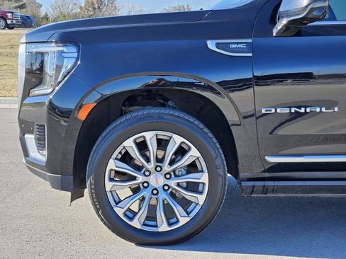 Used 2021 GMC Yukon Denali w/ Denali Ultimate Package image 10