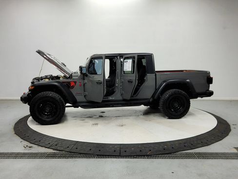 Used 2021 Jeep Gladiator Rubicon AWD/4WD image 13