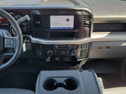 Used 2025 Ford F350 XL AWD/4WD image 13