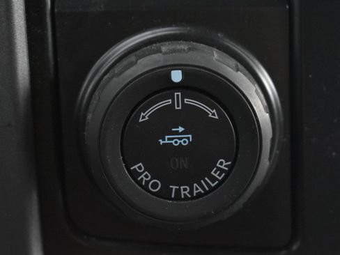 Used 2022 Ford F150 XLT w/ Equipment Group 302A High AWD/4WD image 26