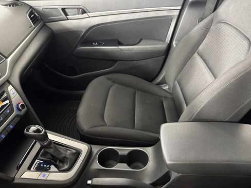 Used 2018 Hyundai Elantra SEL image 18