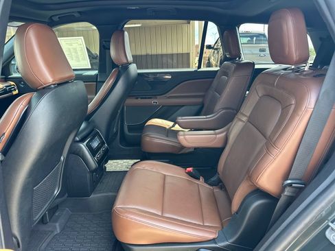 Used 2022 Lincoln Aviator Reserve w/ Elements Package Plus RWD image 19