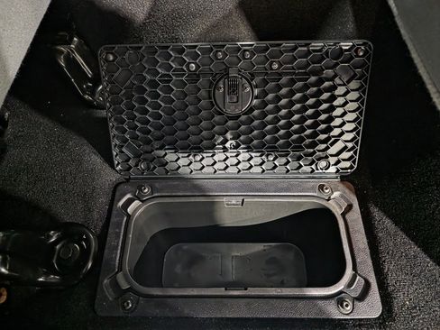 Used 2018 RAM 1500 Express image 19