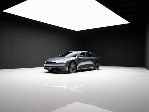 Used 2025 Lucid Air Pure image 77