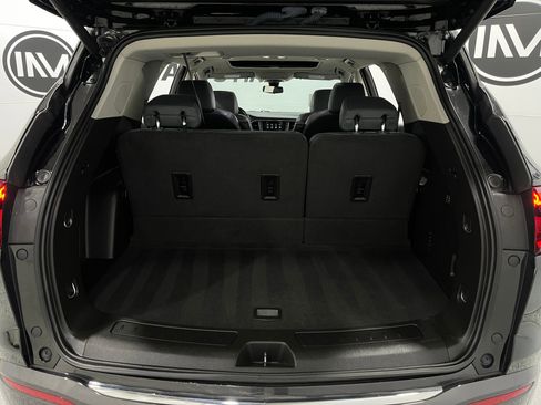Used 2019 Buick Enclave Premium w/ Experience Buick Package image 28