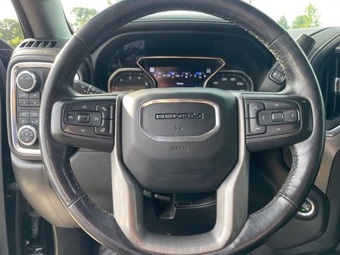 Used 2022 GMC Sierra 2500 Denali w/ Denali Ultimate Package AWD/4WD image 14