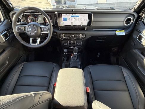 New 2026 Jeep Wrangler Sahara image 32