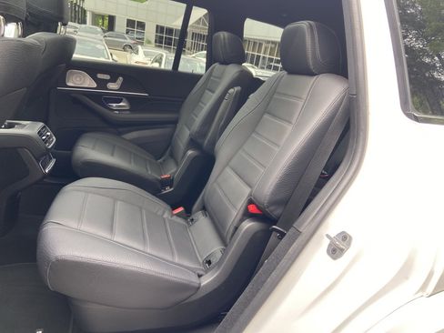 Certified 2025 Mercedes-Benz GLS 580 4MATIC image 42