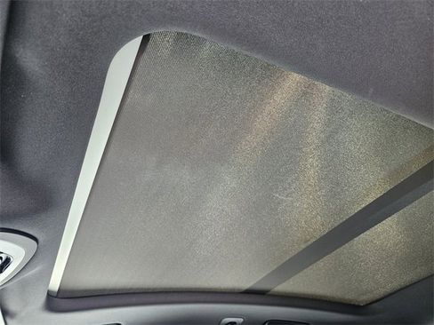 Used 2024 Porsche Macan S image 28