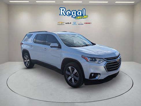Used 2020 Chevrolet Traverse LT w/ LT Premium Package image 1