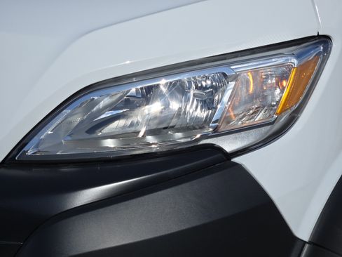 New 2026 RAM ProMaster 2500 w/ Convenience Group image 7