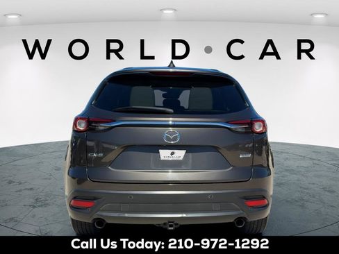 Used 2018 MAZDA CX-9 Touring w/ Touring Premium Package FWD image 4