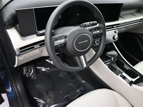 New 2026 Hyundai Tucson SEL image 15