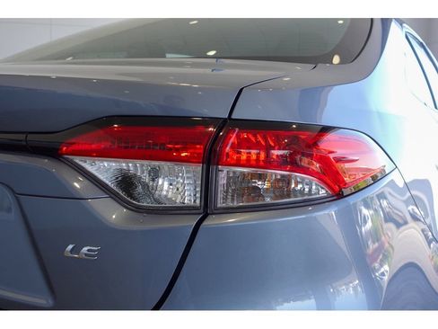 Used 2024 Toyota Corolla LE FWD image 7