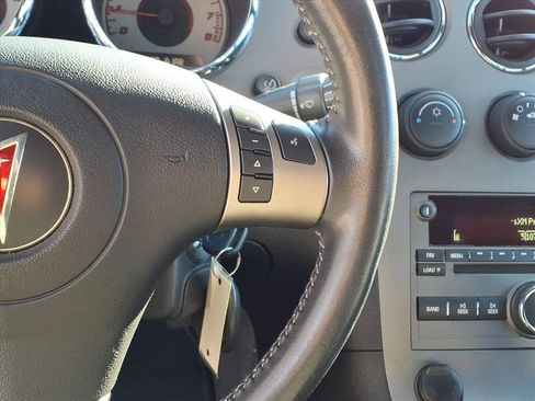 Used 2006 Pontiac Solstice Convertible w/ Premium Package image 17