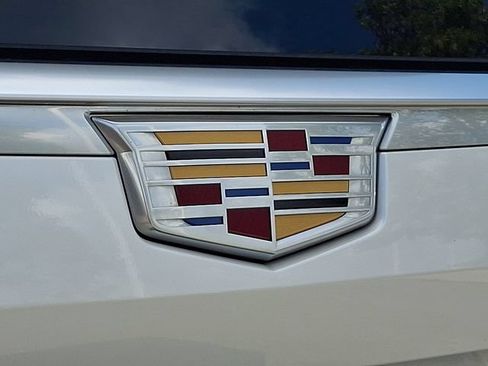 Used 2021 Cadillac Escalade Premium Luxury AWD/4WD image 30