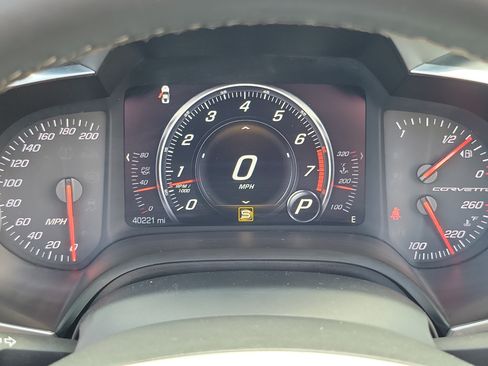 Used 2016 Chevrolet Corvette Stingray Convertible w/ 3LT Preferred Equipment Group RWD image 22
