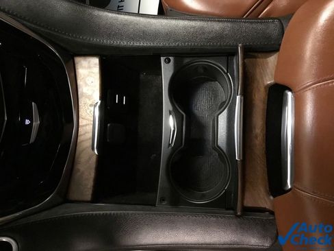 Used 2017 Cadillac Escalade Luxury image 57