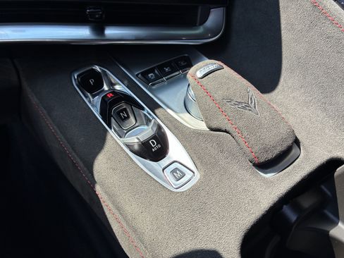 Used 2023 Chevrolet Corvette Stingray Premium Conv w/ Z51 Performance Package RWD image 30