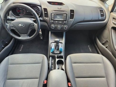 Used 2017 Kia Forte LX w/ LX Popular Package image 25