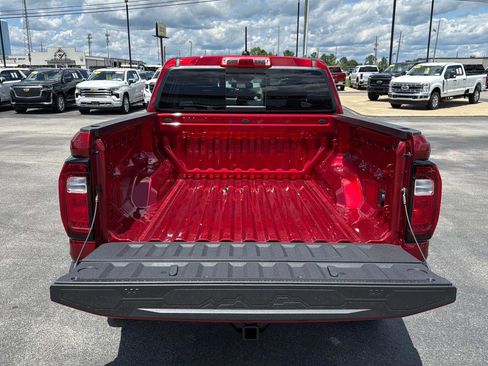 New 2025 GMC Canyon Elevation w/ Convenience Package image 9