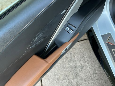 Used 2017 Chevrolet Corvette Stingray Convertible w/ 2LT Preferred Equipment Group image 15