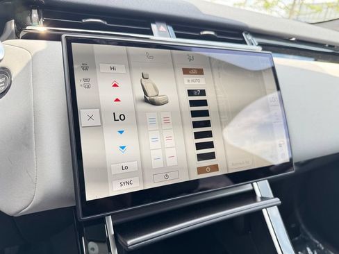 New 2026 Land Rover Range Rover Velar S AWD/4WD image 18