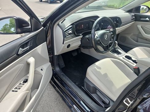 Used 2019 Volkswagen Jetta SEL FWD image 6