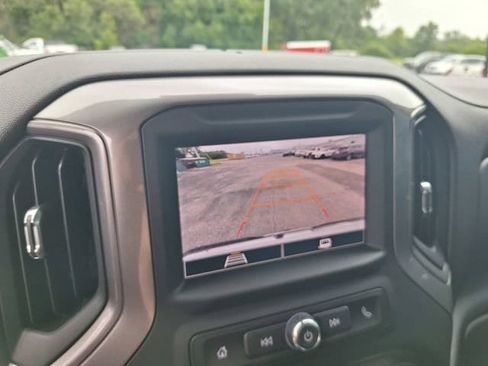 Used 2025 GMC Sierra 2500 Pro w/ 1SA Pro Safety Plus Package AWD/4WD image 21